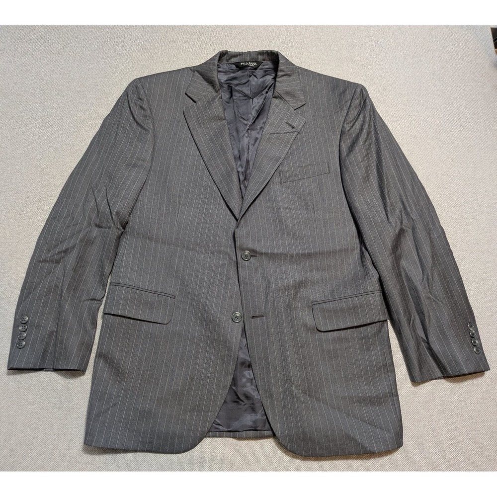 Jos A Bank Signature Collection Mens Blazer Gray 41R Silk Wool Blend Pinstripe